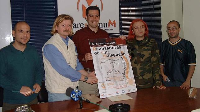 Moreno Bonilla (en el centro), hace trece años, en la presentación de un monográfico sobre cine en Málaga
