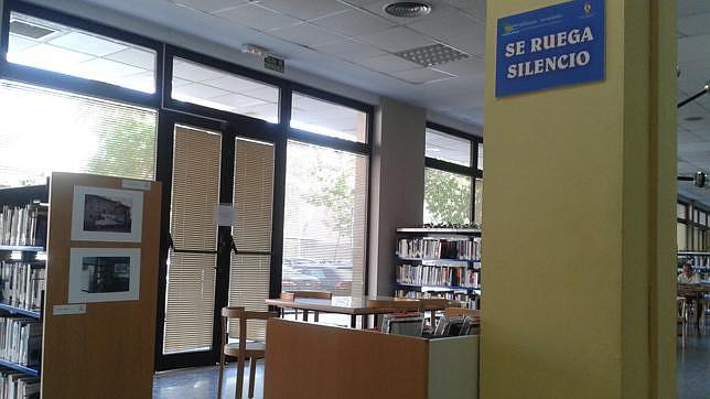 El valor terapéutico de los libros llega a la Biblioteca de Dos Hermanas