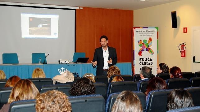 Abelardo de la Rosa en su participacin en las jornadas