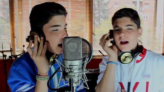 Los gemelos sevillanos Jess y Daniel Oviedo, sacarn en mayo un disco bajo el nombre artstico de Gemeliers