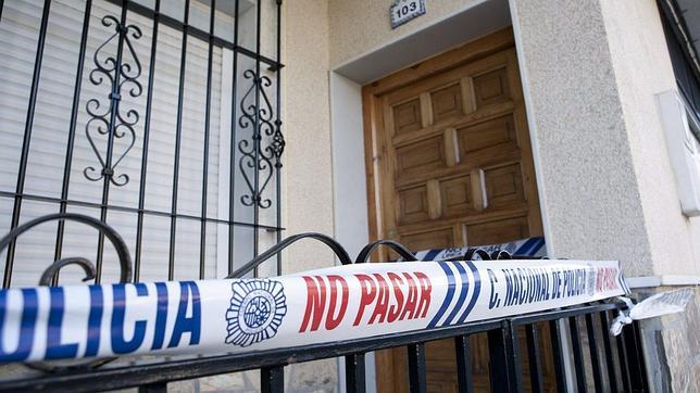 Precinto policial en la vivienda donde se produjo la agresi�n