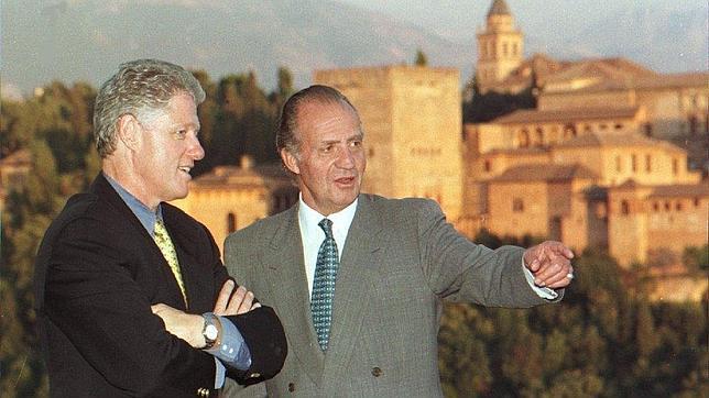 El Rey Juan Carlos muestra la ciudad de Granada al expresidente americano Bill Clinton