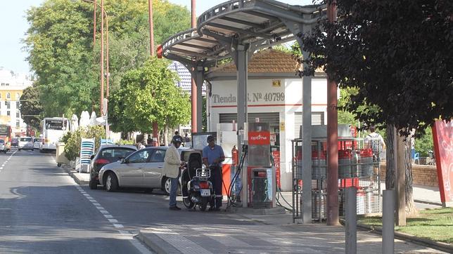 La gasolinera del Paseo Col�n es similar a las que se instalar�n en otros cuatro puntos de la ciudad