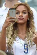 Fanny Neguesha saca lo mejor de Balotelli Fanny Neguesha saca lo mejor de Balotelli