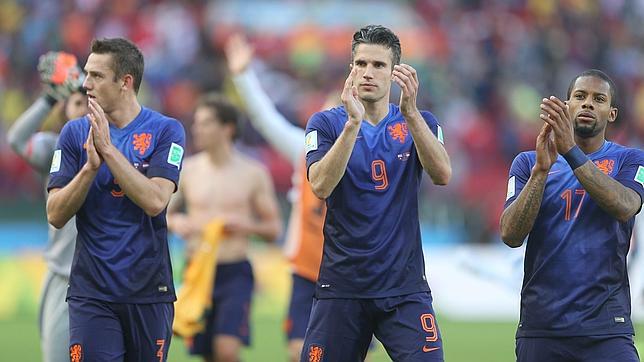 Holanda y Chile, primeras clasificadas para octavos de final Holanda y Chile, primeras clasificadas para octavos de final