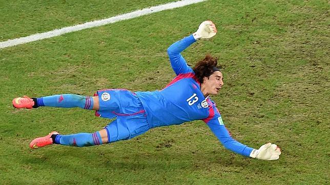 El portero mexicano Memo Ochoa ya tiene un corrido en Internet El portero mexicano Memo Ochoa ya tiene un corrido en Internet
