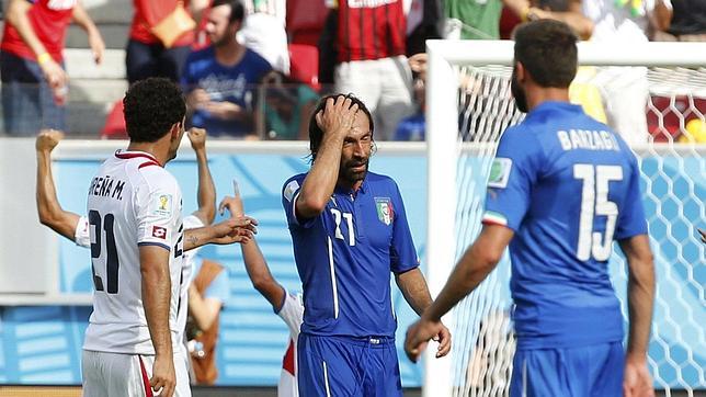 Costa Rica desespera a Italia y se clasifica para octavos Costa Rica desespera a Italia y se clasifica para octavos