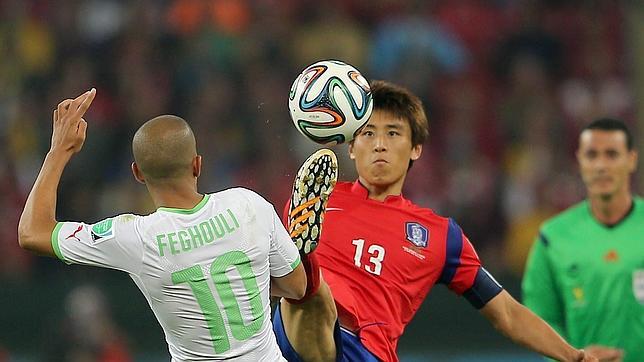 Argelia rompe en dos minutos a la frágil Corea Argelia rompe en dos minutos a la frágil Corea