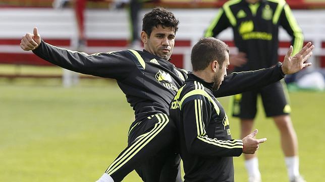 Jordi Alba se encaró con un periodista en la zona mixta después del último partido de España Jordi Alba se encaró con un periodista en la zona mixta después del último partido de España