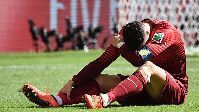 Ronaldo se marcha cojo de vacaciones