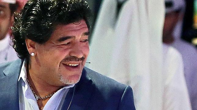 Maradona se burla de Brasil