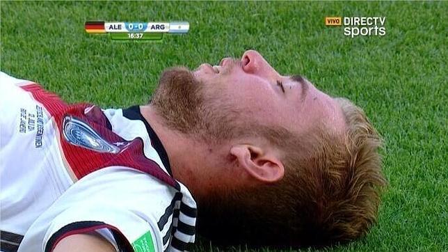 Kramer, conmocionado, abandona la final en la primera parte