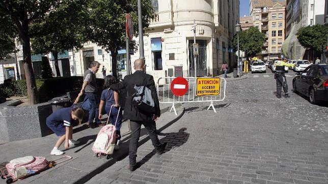 En la imagen, acceso a la calle Diego de Le�n