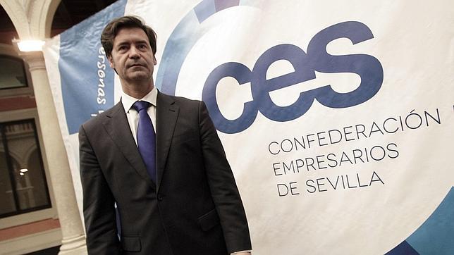 El presidente de la CES, Miguel Rus, alerta del posible colapo del servicio de autobús en el área metropolitana de Sevilla