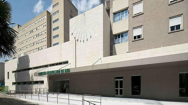 Fachada principal del hospital M�dico Quir�rgico de Ja�n