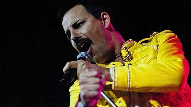 Pablo Pad�n es un perfecto Freddie Mercury