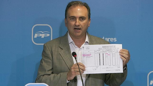 El alcalde de Encinas Reales, Juan V�ctor Prieto S�nchez