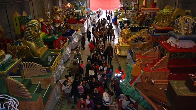 Carrozas de la cabalgata de Reyes de Dos Hermanas