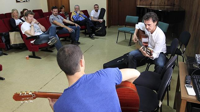 Clases de guitarra en el conservatorio de C�rdoba