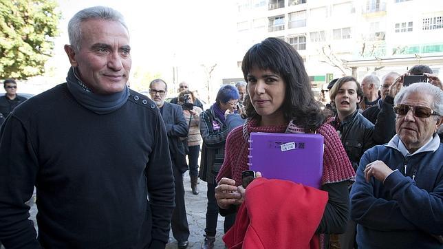 La direcci�n de Podemos no conf�a en que su candidata a la Junta, Teresa Rodr�guez, pueda gobernar en Andaluc�a