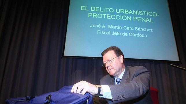 El actual fiscal jefe de C�rdoba, Jos� Antonio Mart�n-Caro, durante una conferencia