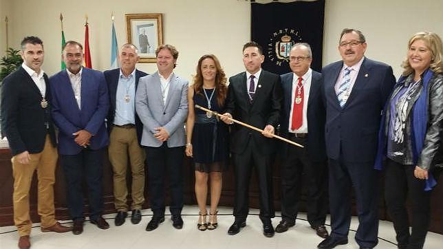 Diego Urieta, junto a algunos de los ediles imputados, el d�a que fue nombrado alcalde de Manilva