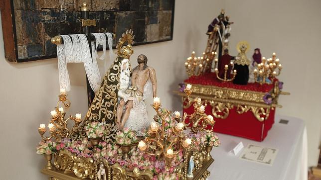 Los pasos en miniatura son un elemento tradicional de los escaparates