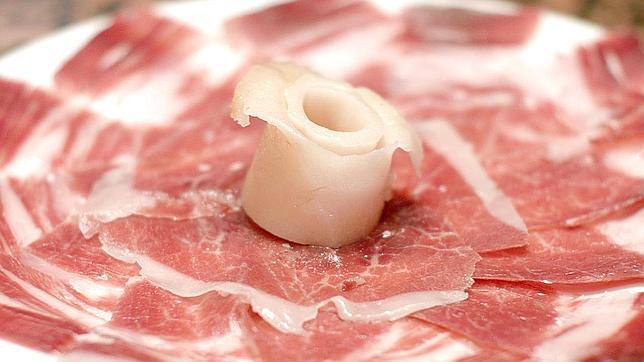 Industrias Reunidas Jabugo produce jamones y paletas ib�ricas 