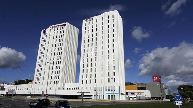 Hotel y oficinas que explota la filial de Sando en Mairena del Aljarafe