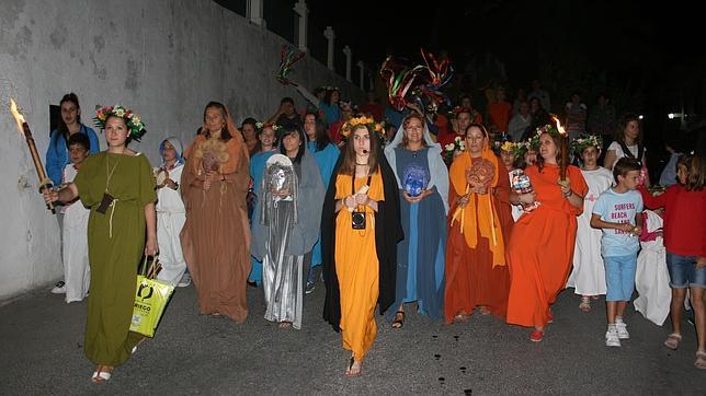 Pasacalles de los Dcalos de Almedinilla de una edicin anterior