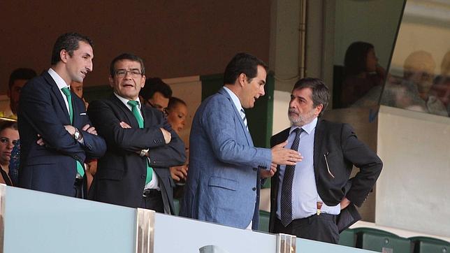 Nieto y González en el partido del Córdoba-Getafe