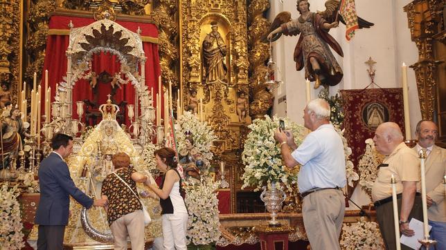Besamanos de la Virgen de la Sierra de Cabra