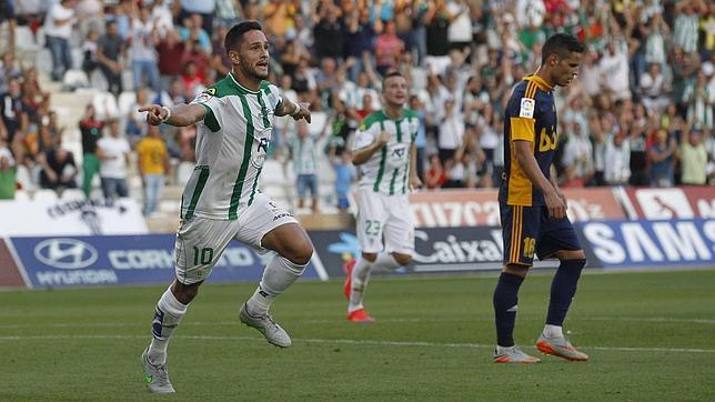 Florin celebra el gol anotado frente a la Ponferradina