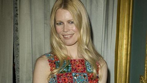 Algo pasa con Claudia Schiffer