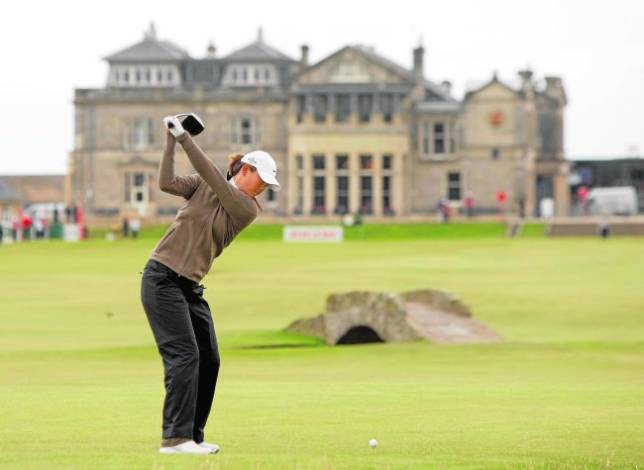La golfista norteamericana Michelle Wie en el c�lebre campo escoc�s, en el Abierto Brit�nico femenino
