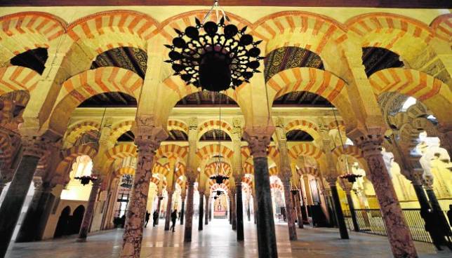 Bosque de columnas de la Mezquita-Catedral de C�rdoba