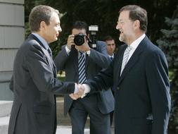Zapatero y Rajoy pactan la renovaci�n del CGPJ y la lucha contra ETA