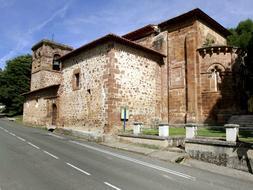 Encuentran m�s de cien kilos de explosivo en el segundo zulo del 'Comando Vizcaya' localizado en La Rioja