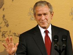 Bush condena la «tiranía» del régimen birmano y pide libertades en China