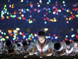 El fuego ol�mpico arde ya en el estadio chino del 'Nido de P�jaro', que presidir� durante las pr�ximas dos semanas