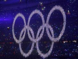 El fuego ol�mpico arde ya en el estadio chino del 'Nido de P�jaro', que presidir� durante las pr�ximas dos semanas