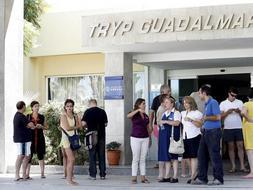 ETA hace estallar dos artefactos en la costa de M�laga y la polic�a desactiva un tercero bajo un puente de la A-7