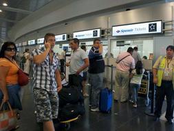 Un accidente aéreo en el aeropuerto de Madrid-Barajas deja 153 muertos al salirse de pista un avión de Spanair