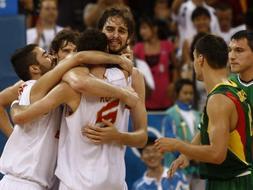 La plata de David Cal y la segunda final ol�mpica del baloncesto comparten el protagonismo espa�ol de hoy