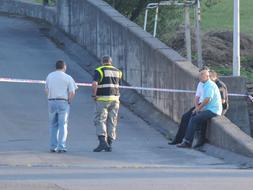 Un polic�a nacional recorre diez kil�metros con una bomba lapa en los bajos de su coche