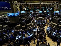 Wall Street se recupera tras la decisi�n de la Reserva Federal de mantener los tipos de inter�s en el 2%