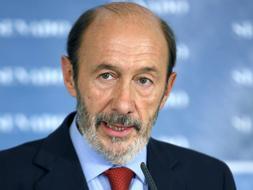Rubalcaba: �ETA atenta en cuanto puede, esa es su l�gica perversa y asesina�