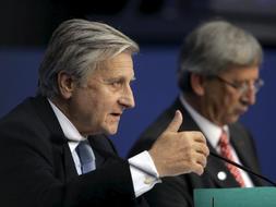 Los bancos centrales mundiales inyectan liquidez al sistema financiero