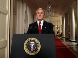 Bush confiesa que EEUU está sumergido en una grave crisis financiera y defiende el plan de rescate