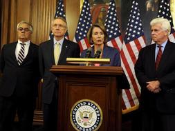 Dem�cratas y republicanos cierran en el Congreso un acuerdo sobre el 'plan de rescate financiero' 